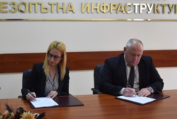 08.04.2019 - подписване надзор Костенец-Септември.jpg